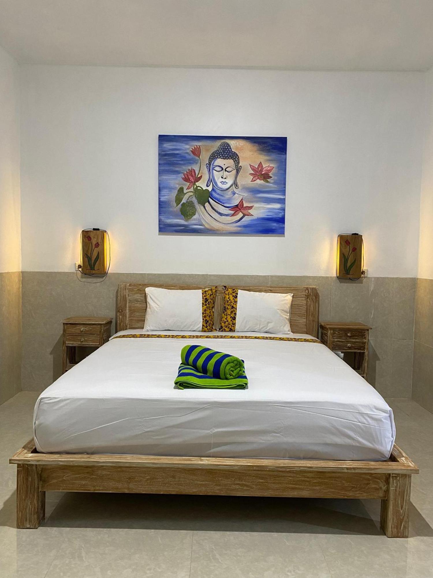 Coconut Beach Bungalows & Warung 2 Amed Екстериор снимка